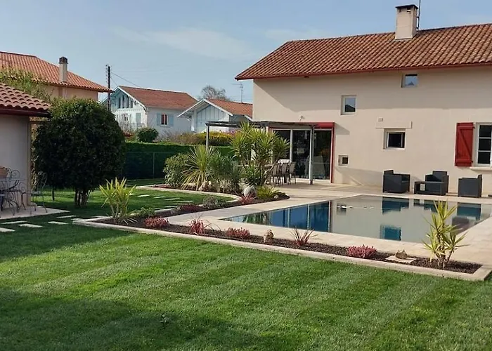 Jolie Maisonnette De 37 M2 Meublee Apartment *